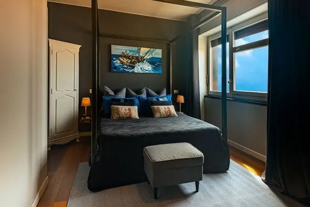 Tek Büyük Yataklı Oda, Sigara İçilmez, Deniz Manzaralı