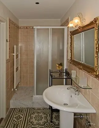Superior Süit, Banyolu/Duşlu, Şehir Manzaralı
