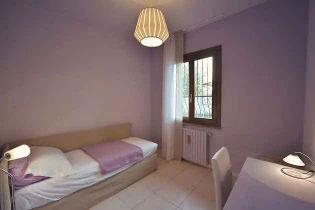 Tek Kişilik Oda, Ortak Banyo
