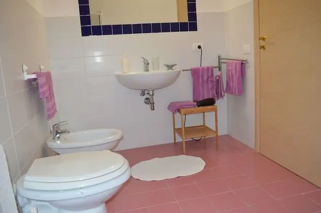 Üç Kişilik Oda, Bahçe Manzaralı