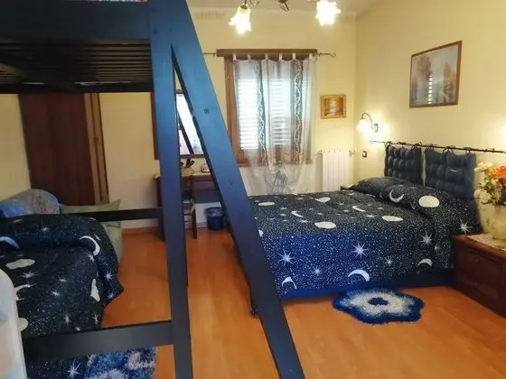 Family Dört Kişilik Oda, Birden Çok Yatak, Sigara İçilmez, Dağ Manzaralı