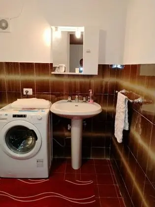 Oda, 1 Büyük (Queen) Boy Yatak (Rosa)