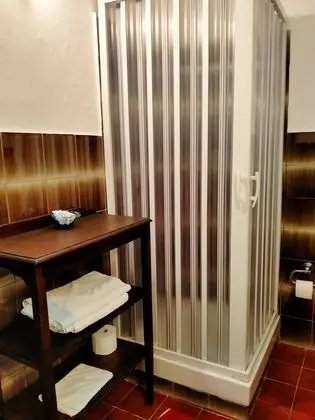 Oda, 1 Büyük (Queen) Boy Yatak (Rosa)