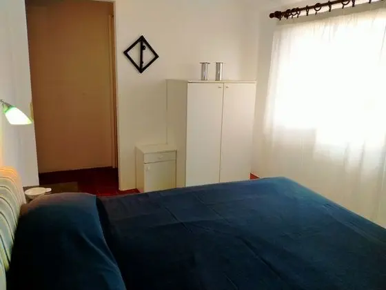 Tek Büyük veya İki Ayrı Yataklı Oda (Verde)