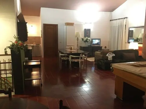 Tek Büyük veya İki Ayrı Yataklı Oda (Verde)