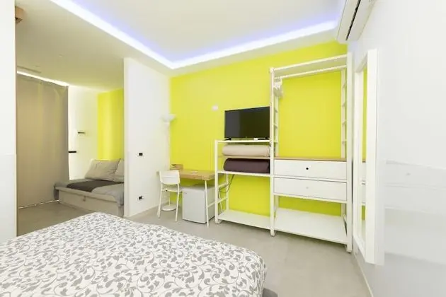 Deluxe Tek Büyük Yataklı Oda, Veranda, Bahçe Manzaralı