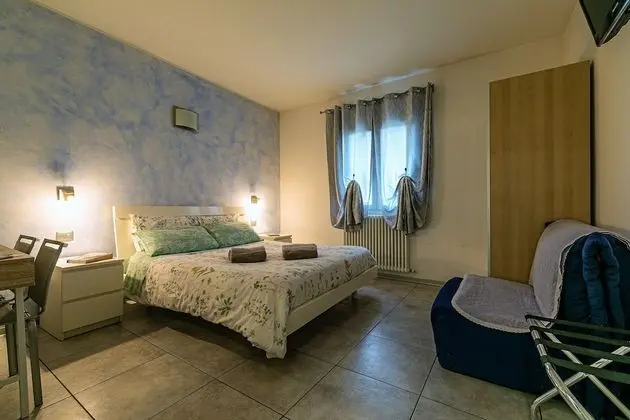 Classic Üç Kişilik Oda