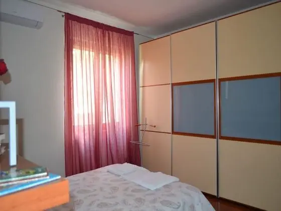 Üç Kişilik Oda (Ludovica)