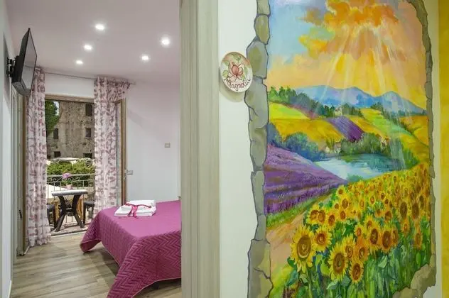 Tek Büyük veya İki Ayrı Yataklı Oda, Balkon (Viola)