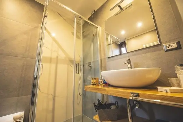 Deluxe Tek Büyük Yataklı Oda, Sigara İçilmez, Bahçe Manzaralı