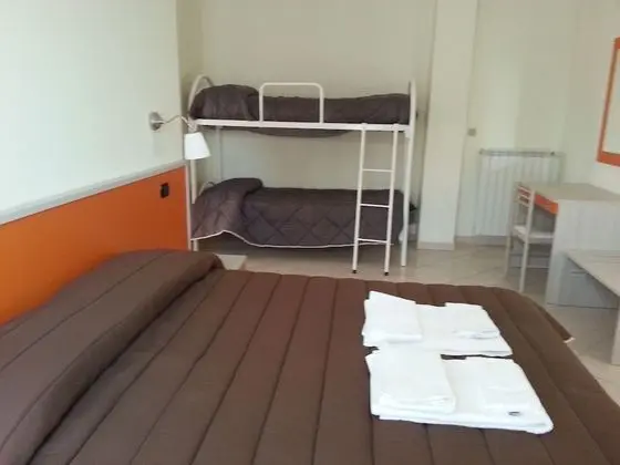 Dört Kişilik Oda