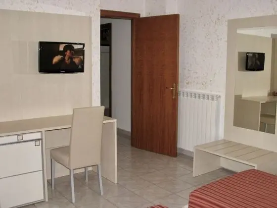 Tek Büyük Yataklı Oda, Balkon