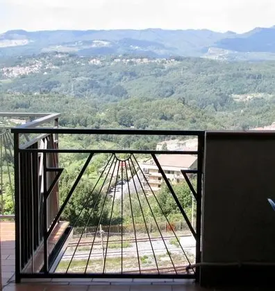 Tek Büyük Yataklı Oda, Balkon