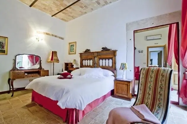 Tek Büyük Yataklı Oda