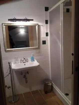 Tek Büyük Yataklı Oda (2 adults + 1 child)