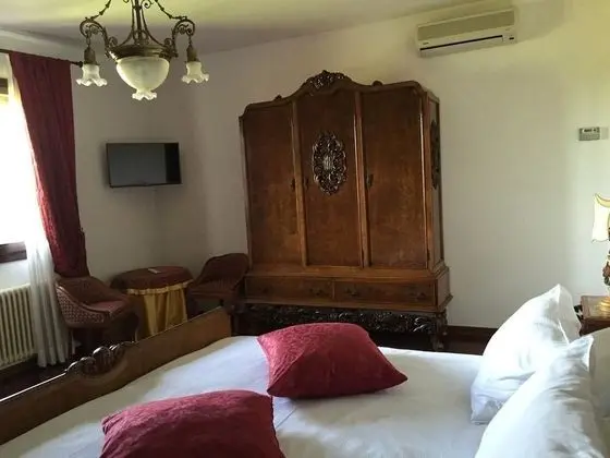 Tek Büyük Yataklı Oda