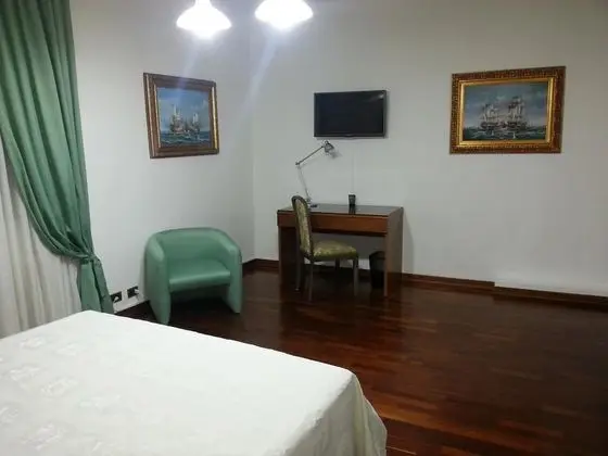 Tek Büyük Yataklı Oda