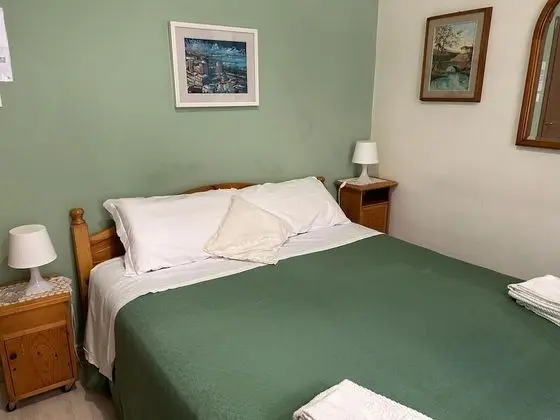 Tek Büyük Yataklı Oda