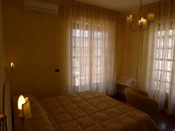 Tek Büyük veya İki Ayrı Yataklı Oda