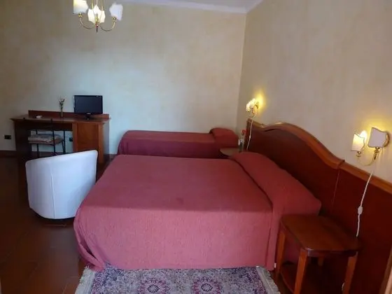 Tek Büyük veya İki Ayrı Yataklı Oda