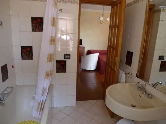 Tek Büyük veya İki Ayrı Yataklı Oda