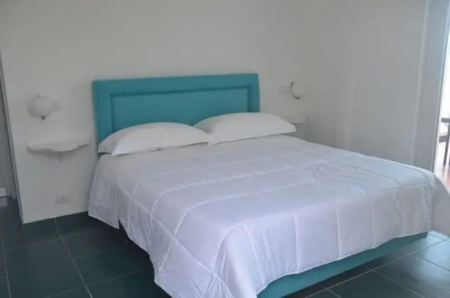 Tek Büyük Yataklı Oda, Balkon, Deniz Manzaralı