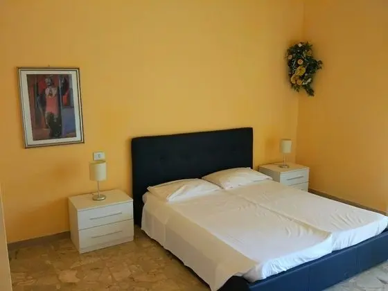 Tek Büyük Yataklı Oda