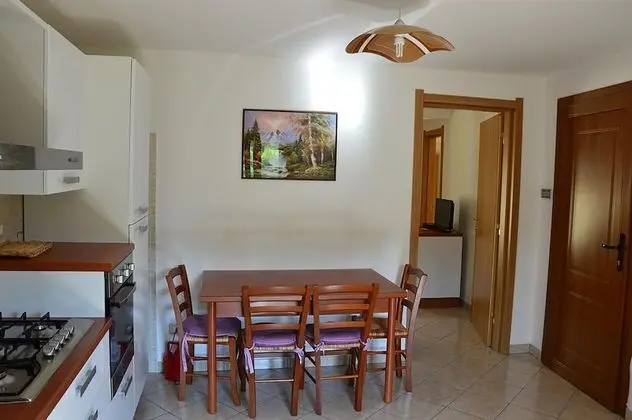 Comfort Apart Daire, 1 Yatak Odası, Mutfak, Dağ Manzaralı (Via Porta del Colle 29, Assergi)