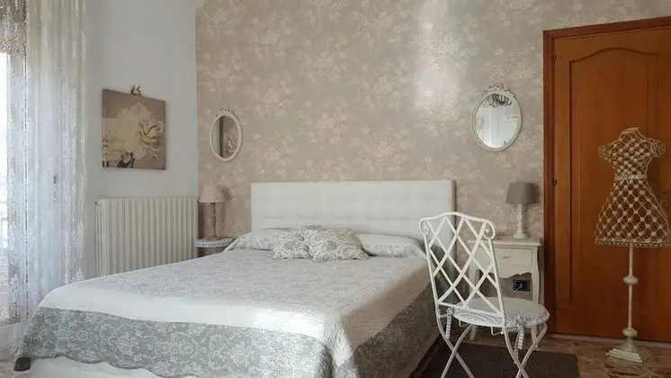 Üç Kişilik Oda (Shabby)