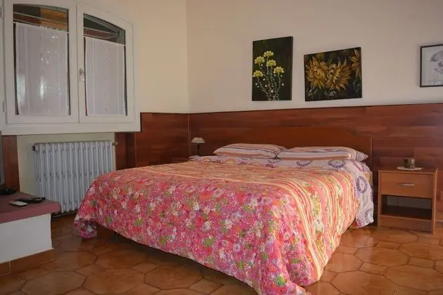 Standard Stüdyo, Bahçe Manzaralı