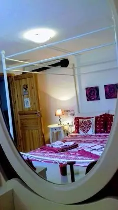 Tek Büyük Yataklı Oda, Ortak Banyo