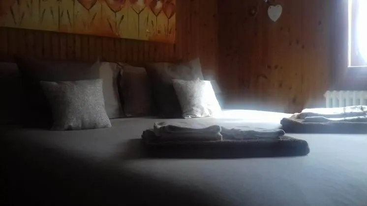 Tek Büyük Yataklı Oda, Ortak Banyo