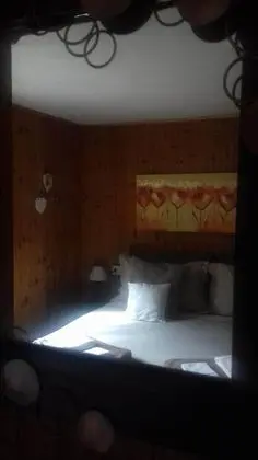 Tek Büyük Yataklı Oda, Ortak Banyo