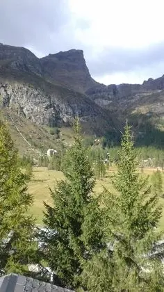 Tek Büyük Yataklı Oda, Ortak Banyo