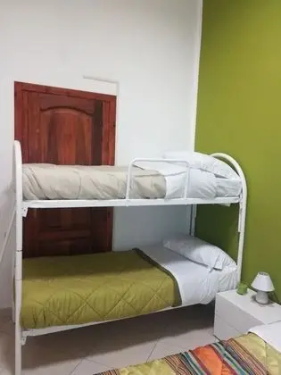 Dört Kişilik Oda, Ortak Banyo