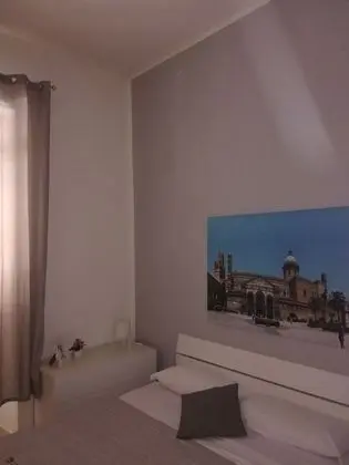 Tek Büyük Yataklı Oda, Ortak Banyo