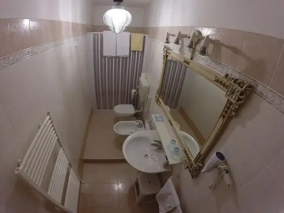 Tek Büyük veya İki Ayrı Yataklı Oda, 1 Büyük (Queen) Boy Yatak, Sigara İçilmez