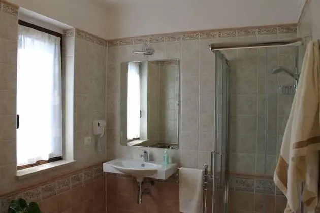 Deluxe Dört Kişilik Oda, 1 Büyük (Queen) Boy Yatak ve Çekyat, Kısmi Deniz Manzaralı