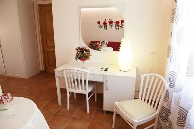 Deluxe Dört Kişilik Oda, Bahçe Manzaralı