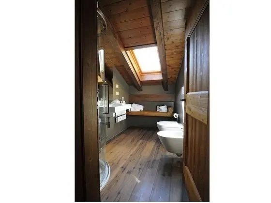 Süit, Banyolu/Duşlu, Bahçe Manzaralı