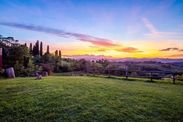 Traditional Kulübe (Porcilaia)