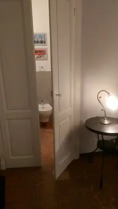 Tek Büyük Yataklı Oda (Camera Bianca)