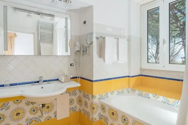 Standard Oda, Bahçe Manzaralı