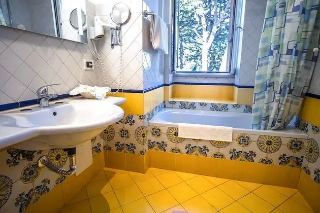 Standard Oda, Bahçe Manzaralı