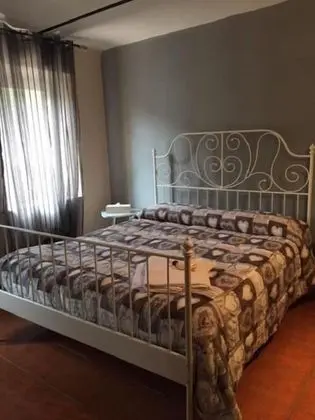 Tek Büyük Yataklı Oda, Ortak Banyo