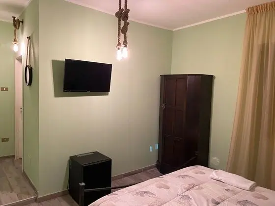 Tek Büyük Yataklı Oda, Banyolu/Duşlu