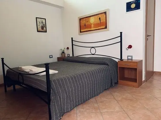Üç Kişilik Oda