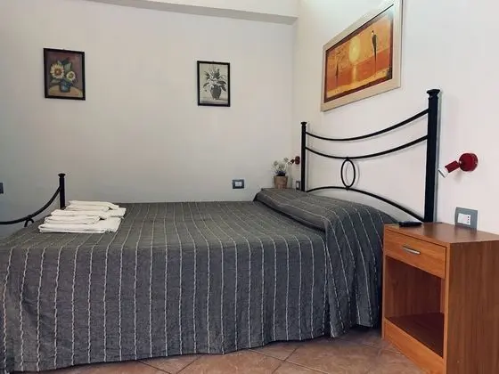Üç Kişilik Oda