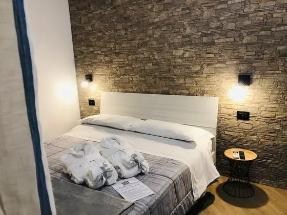 Comfort Tek Büyük veya İki Ayrı Yataklı Oda (3)
