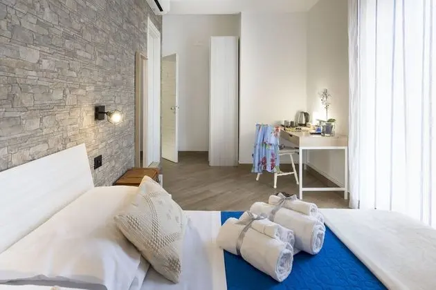 Comfort Tek Büyük veya İki Ayrı Yataklı Oda (3)